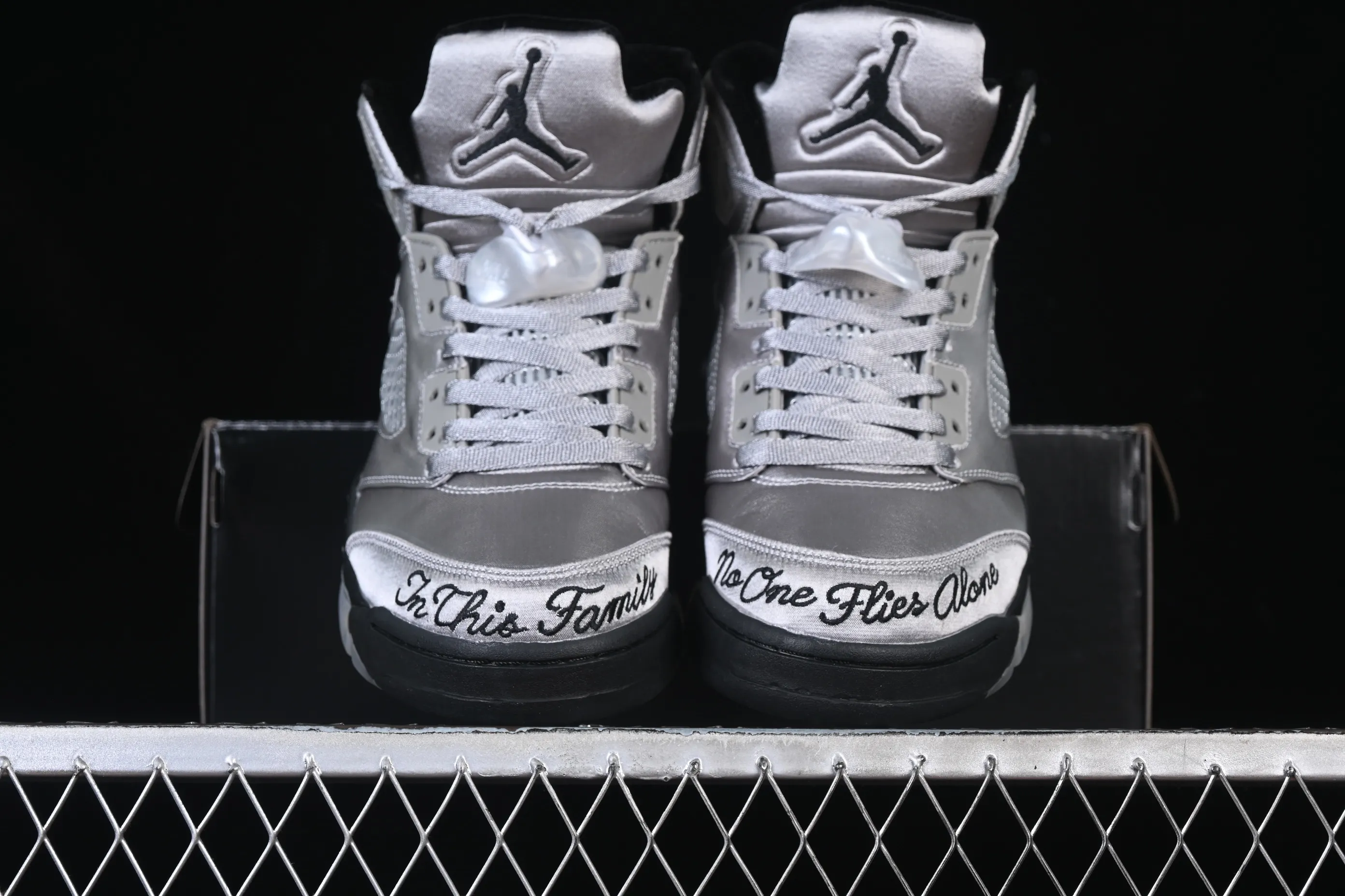 All categories Air Jordan Jordan series basketball shoes Air Jordan 5 P version Air Jordan 5 Retro "Wings" AJ5 Joe 5 silver silk IO2038-001